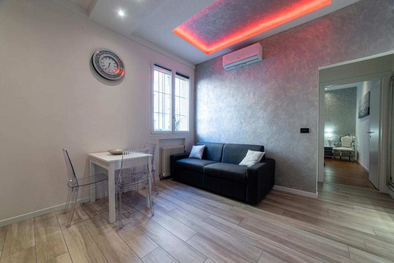 Fashion Apartment Silver ボローニャ エクステリア 写真