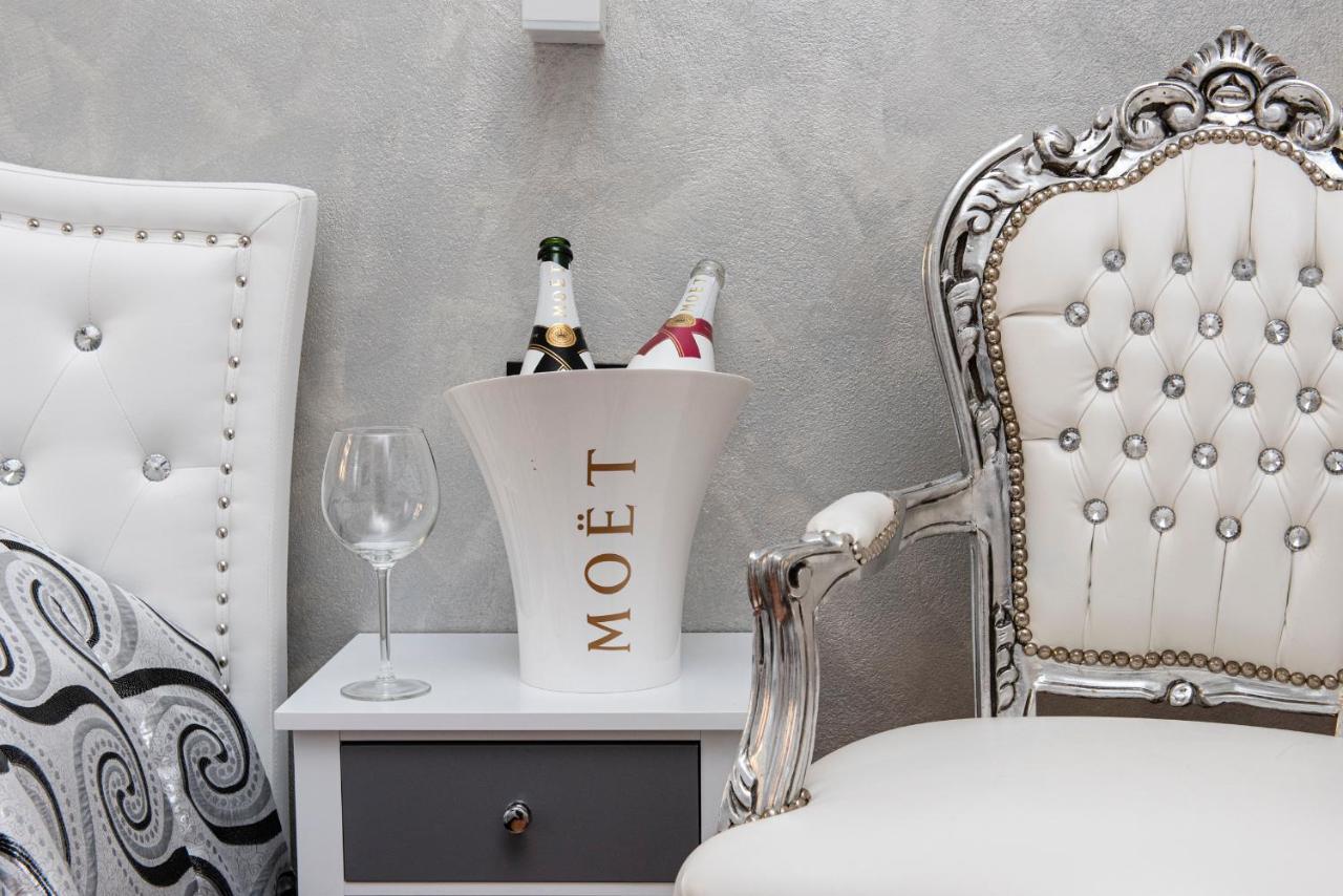 Fashion Apartment Silver ボローニャ エクステリア 写真