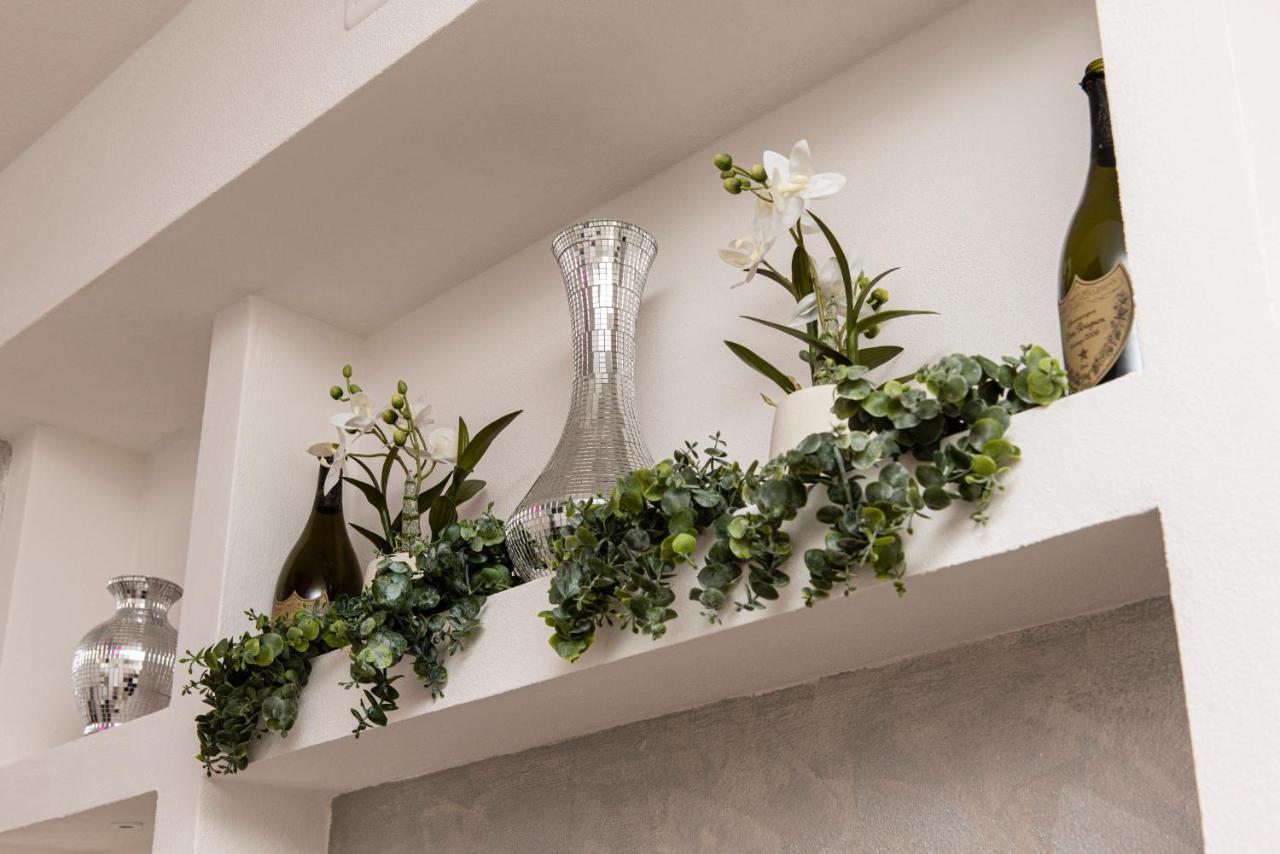 Fashion Apartment Silver ボローニャ エクステリア 写真