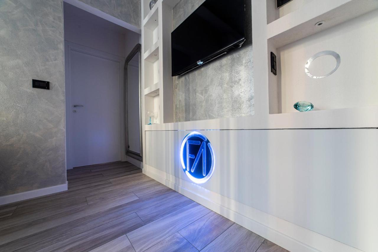 Fashion Apartment Silver ボローニャ エクステリア 写真